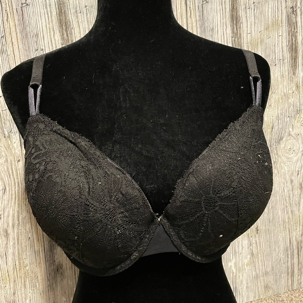 Victoria’s Secret Sexy Tee Lace Lightly-Lined Demi Bra 36DDD